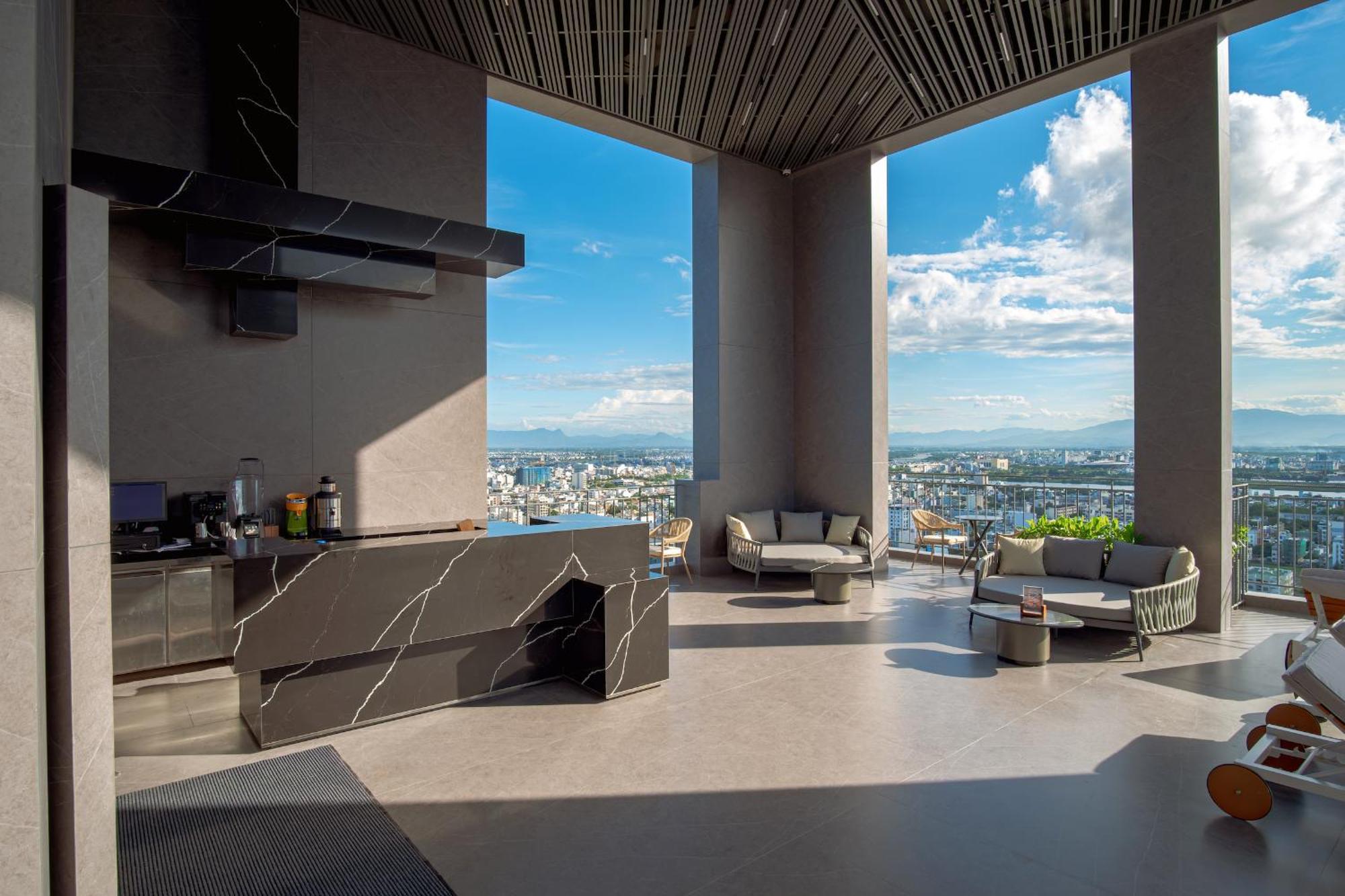 M Hotel Danang Eksteriør bilde The Sky Garden